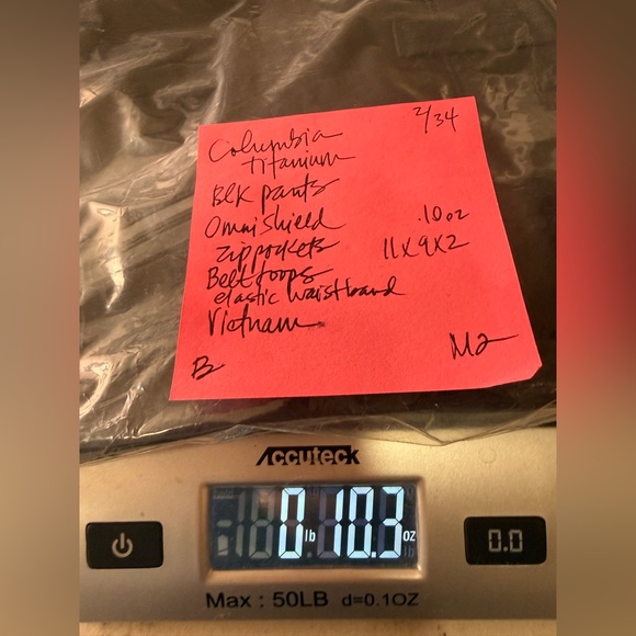 Columbia Women's Black Titanium Omni-Shield Outdoor Pants Zip Pockets Size 2/34 - Picture 16 of 16